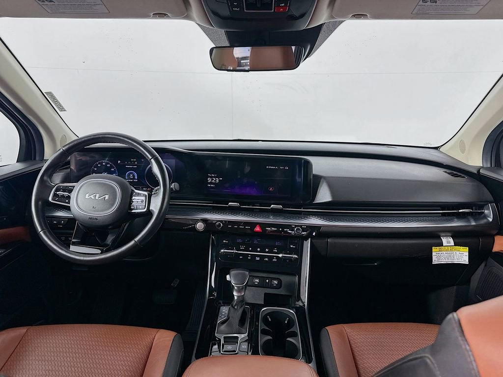 Used 2023 Kia Carnival SX Prestige image 23