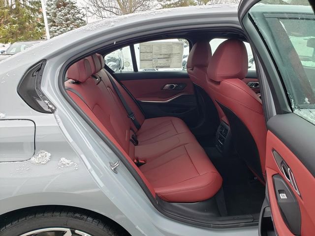 New 2026 BMW 330i xDrive 330i xDrive w/ M Sport Package image 15