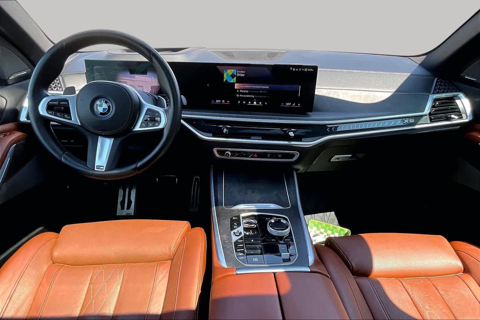Used 2024 BMW X5 xDrive50e w/ Executive Package AWD/4WD image 15