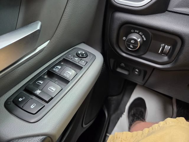 Used 2020 RAM 1500 Big Horn AWD/4WD image 21