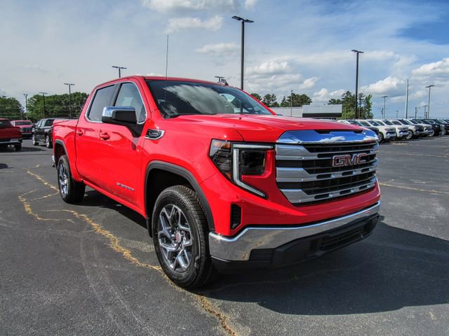 New 2025 GMC Sierra 1500 SLE image 1