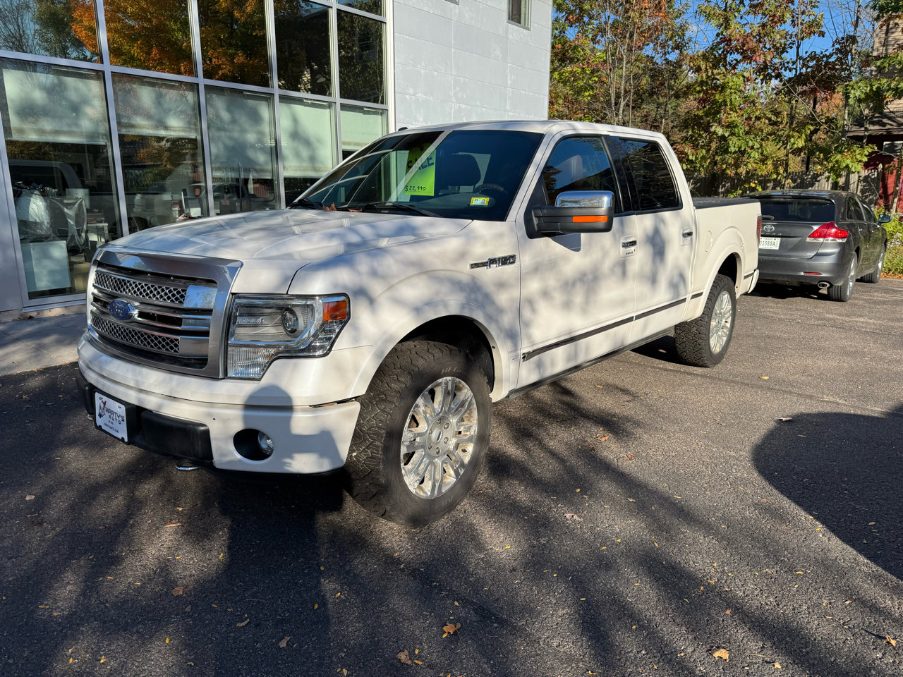 Used 2014 Ford F150 Platinum image 1