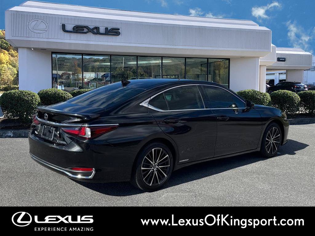 Used 2022 Lexus ES 300h w/ Premium Package FWD image 5