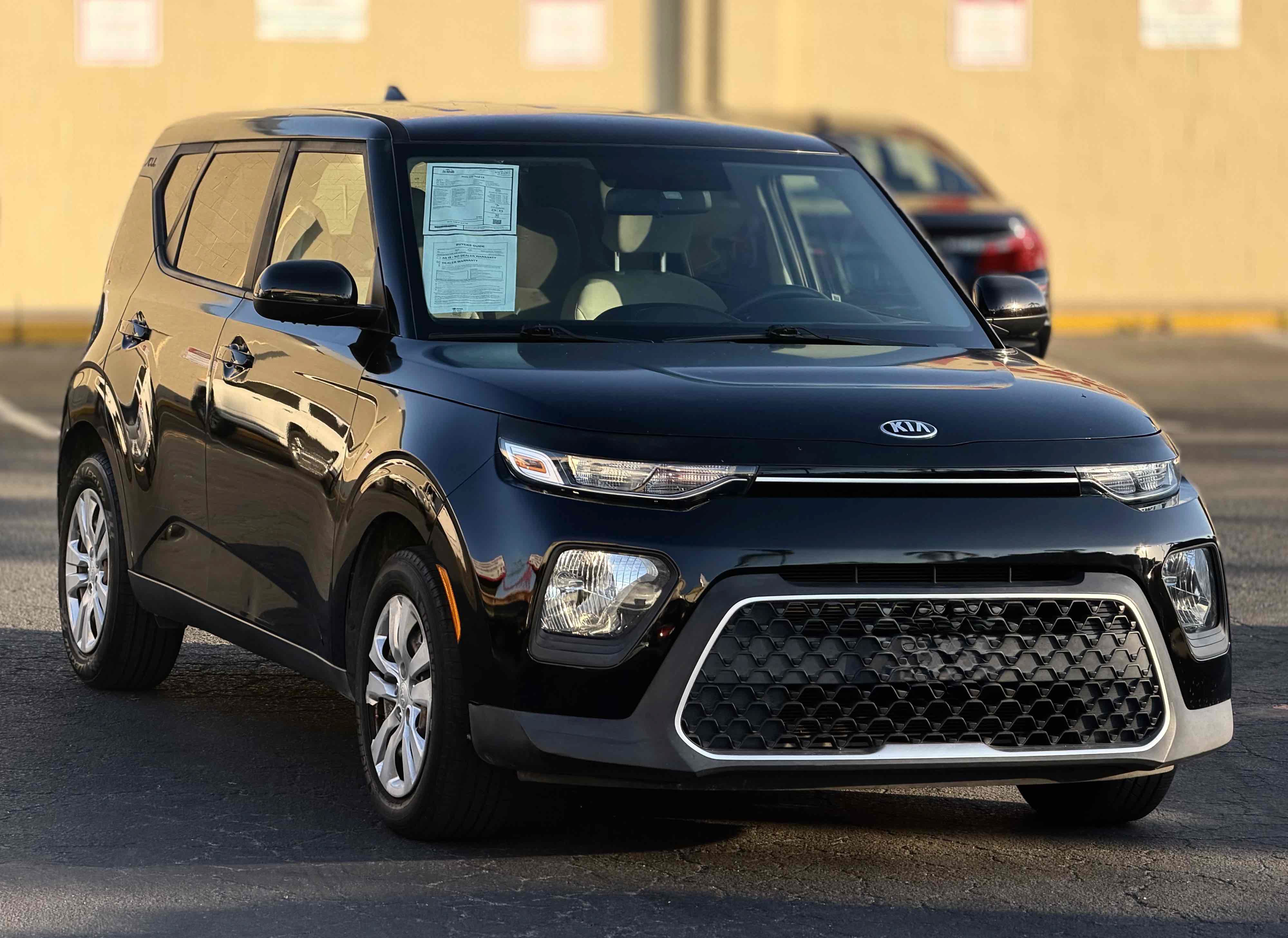 Used 2020 Kia Soul LX FWD image 4
