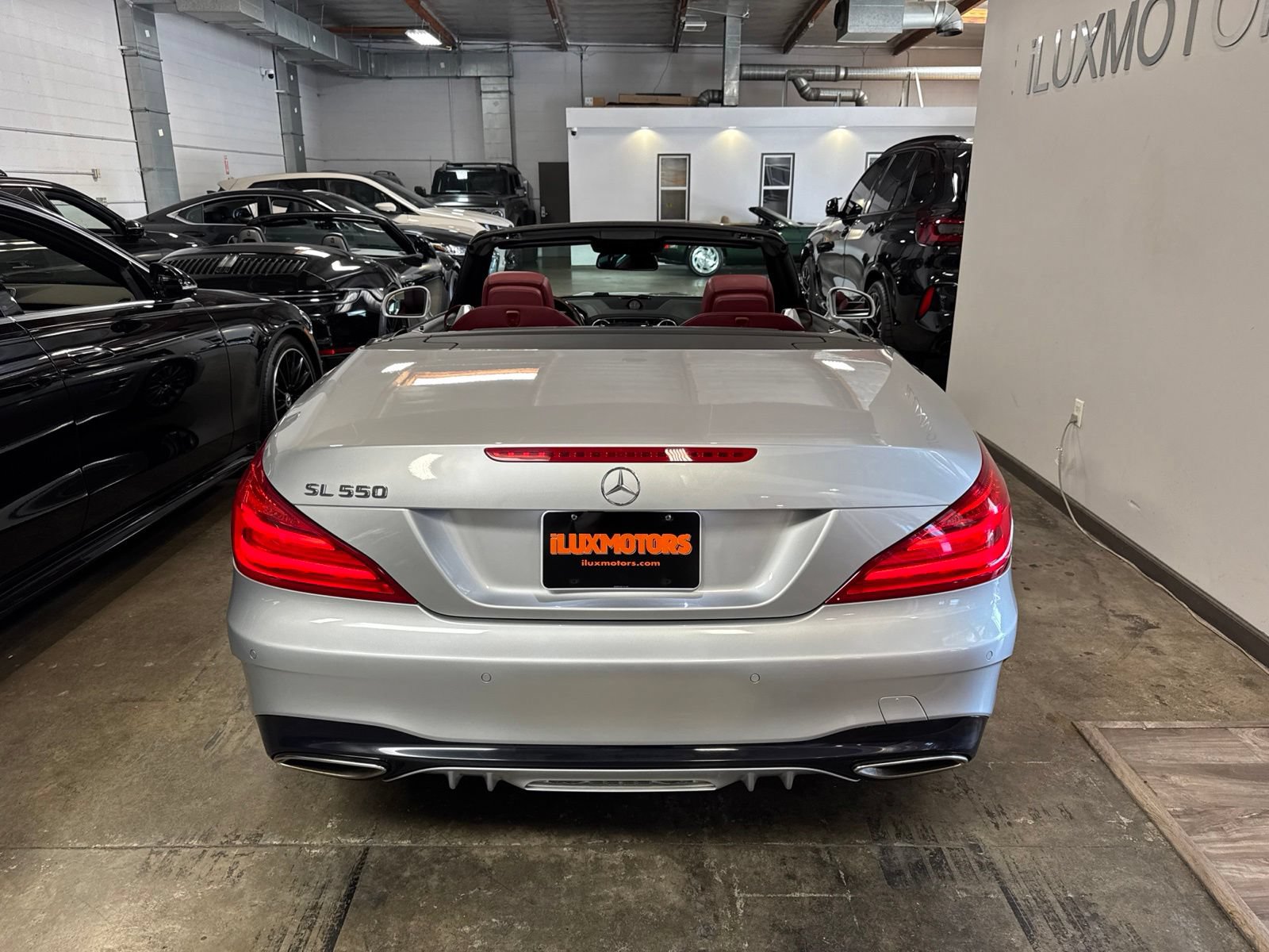 Used 2019 Mercedes-Benz SL 550 image 7