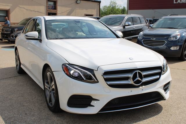 Used 2017 Mercedes-Benz E 300 image 1
