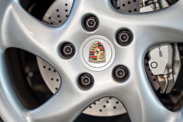 Used 2000 Porsche 911 Carrera 4 AWD/4WD image 95