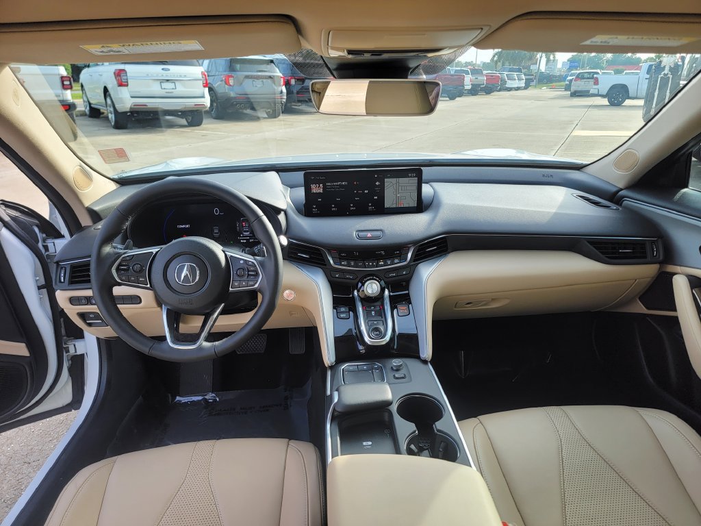 Used 2025 Acura TLX w/ Technology Package FWD image 17