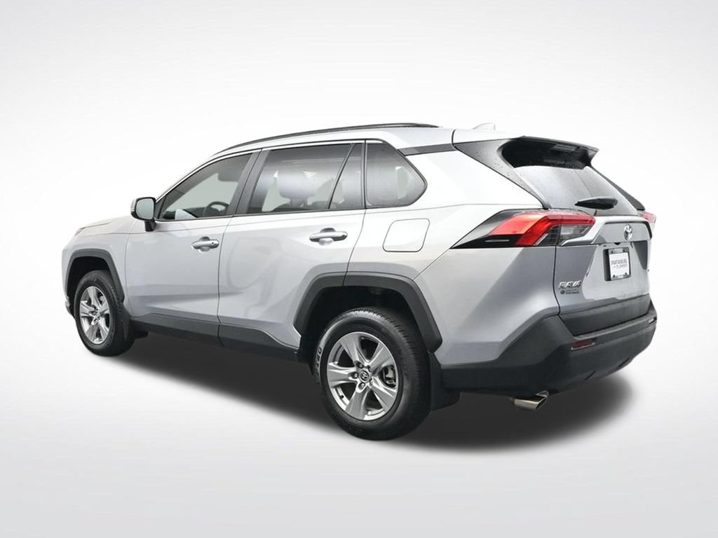 Used 2025 Toyota RAV4 XLE w/ Convenience Package FWD image 6
