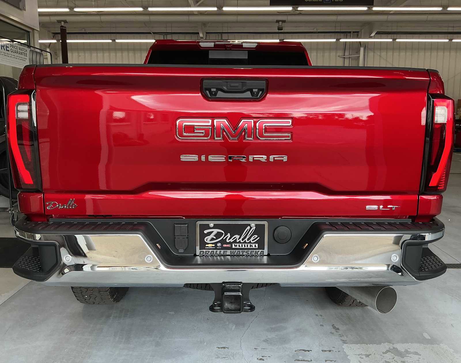 New 2026 GMC Sierra 2500 SLT w/ SLT Premium Package image 6