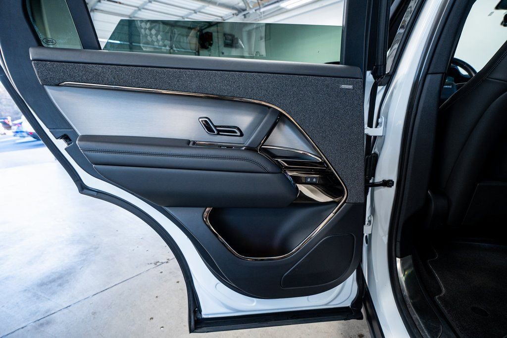 Used 2024 Land Rover Range Rover Sport Dynamic SE image 53