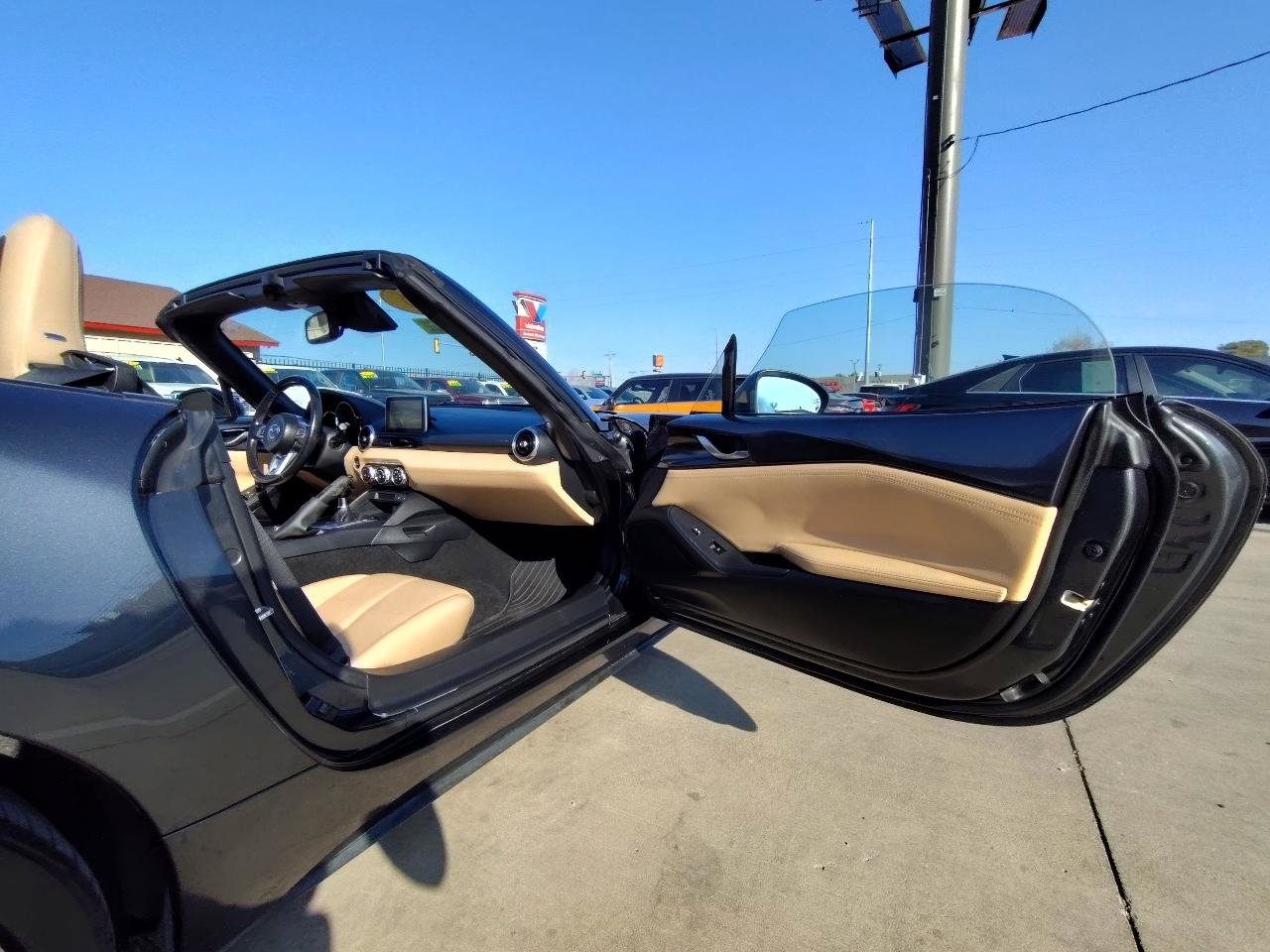 Used 2016 MAZDA MX-5 Miata Grand Touring image 36