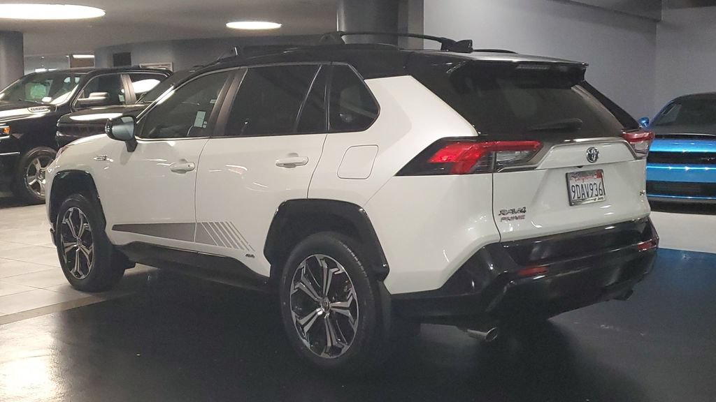 Used 2022 Toyota RAV4 XSE AWD/4WD image 5