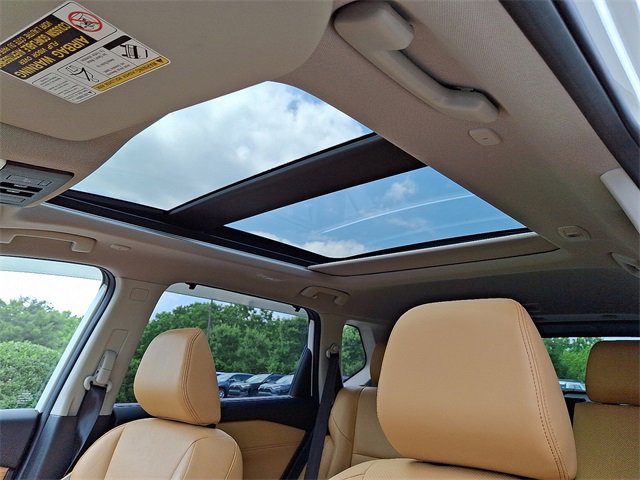 Used 2022 Nissan Rogue Platinum w/ Head-Up Display Package image 14