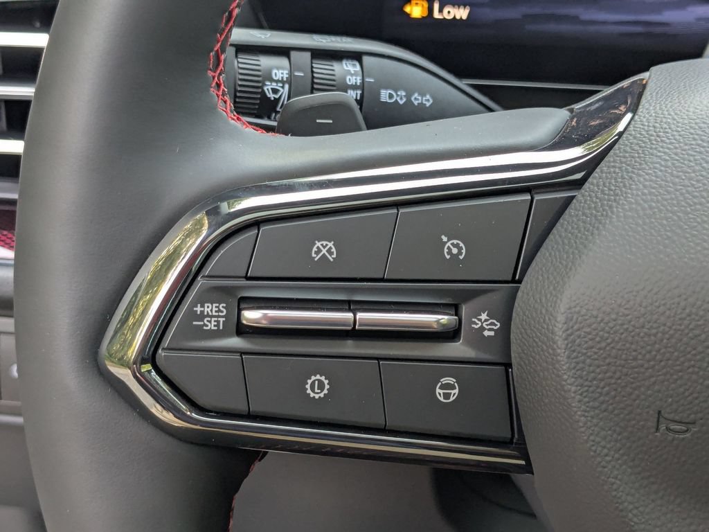 New 2027 Chevrolet Traverse RS FWD image 17