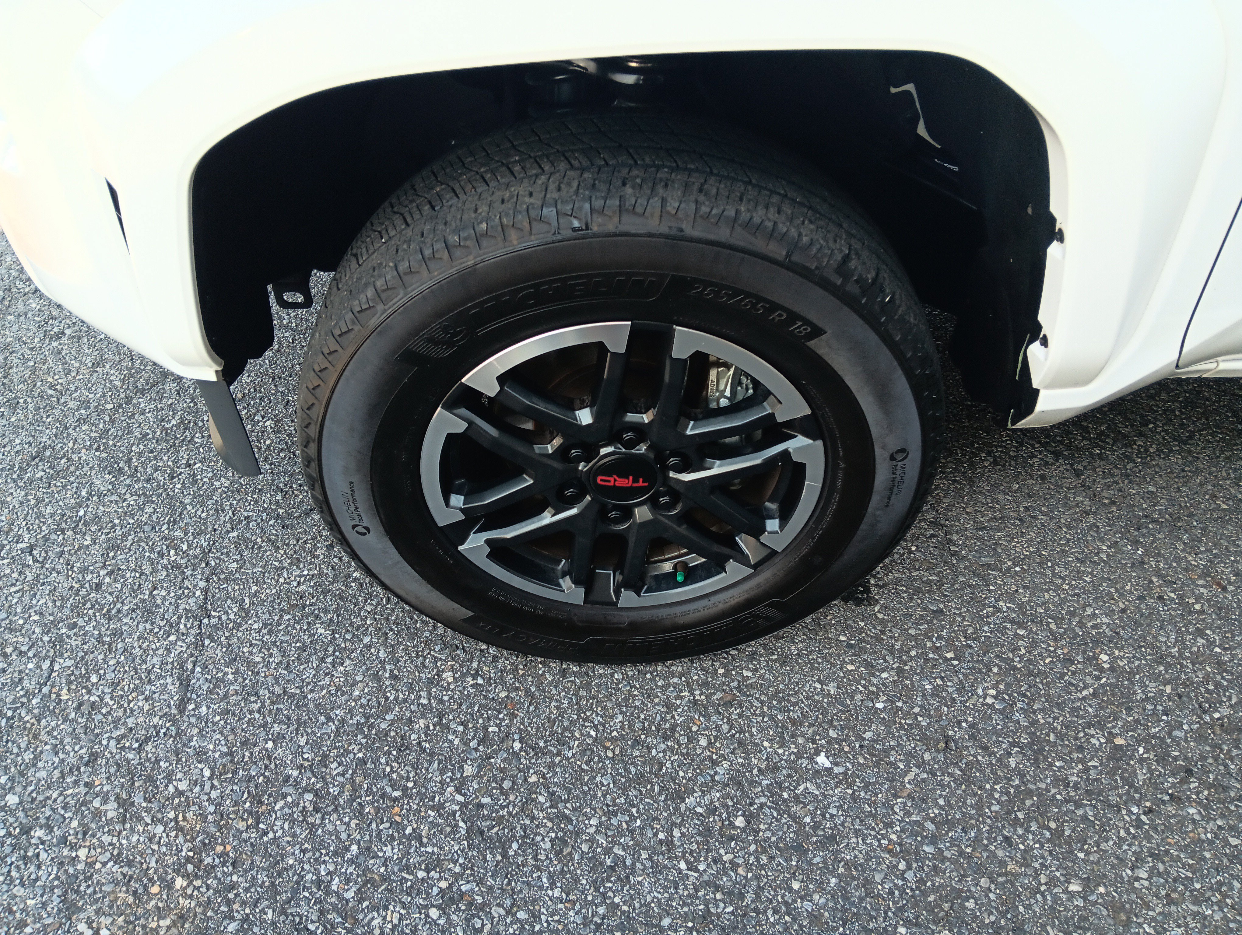 Used 2024 Toyota Tacoma TRD Sport RWD image 2
