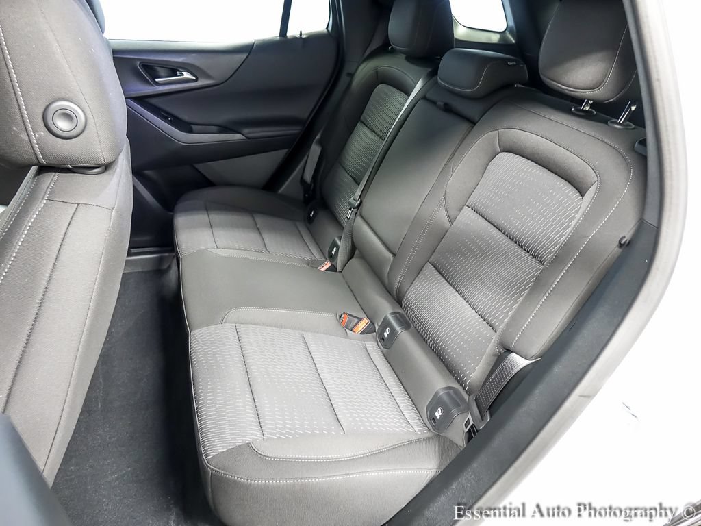 Used 2026 Chevrolet Equinox LT w/ LPO, Floor Liner Package FWD image 11