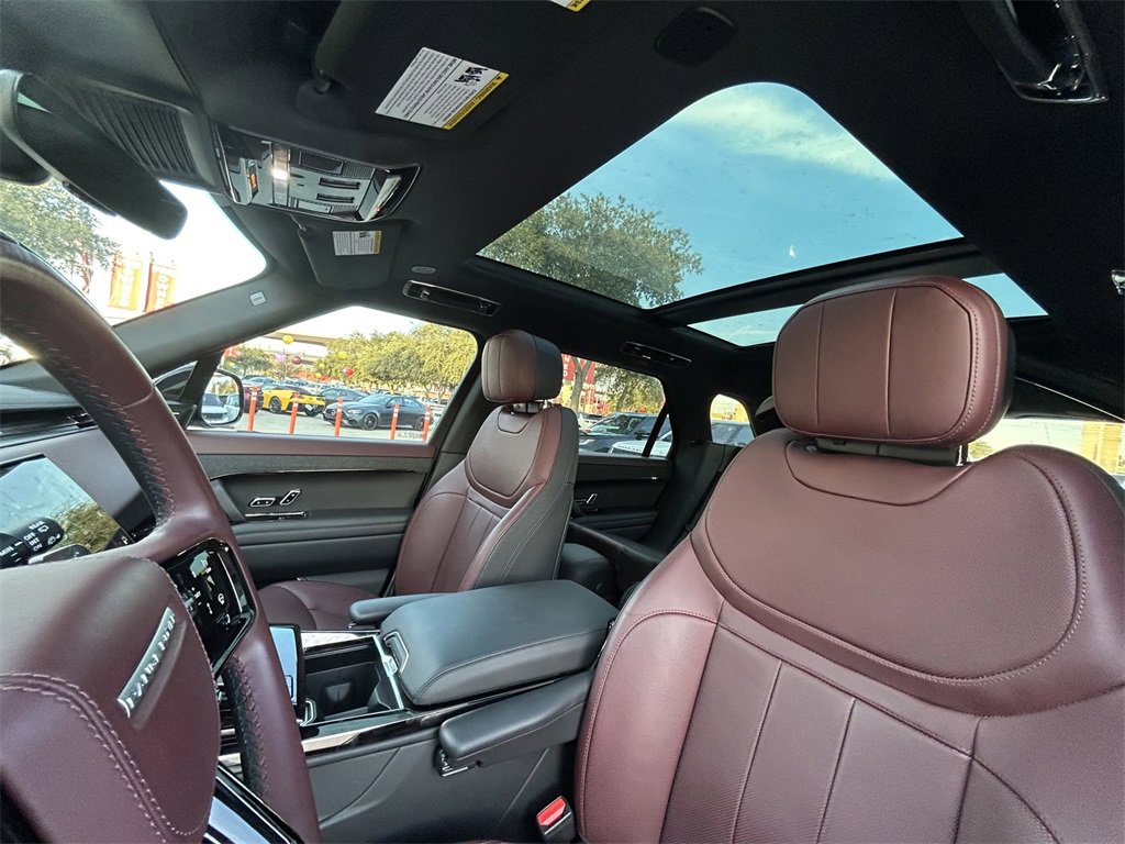 Used 2024 Land Rover Range Rover Sport Dynamic SE image 12