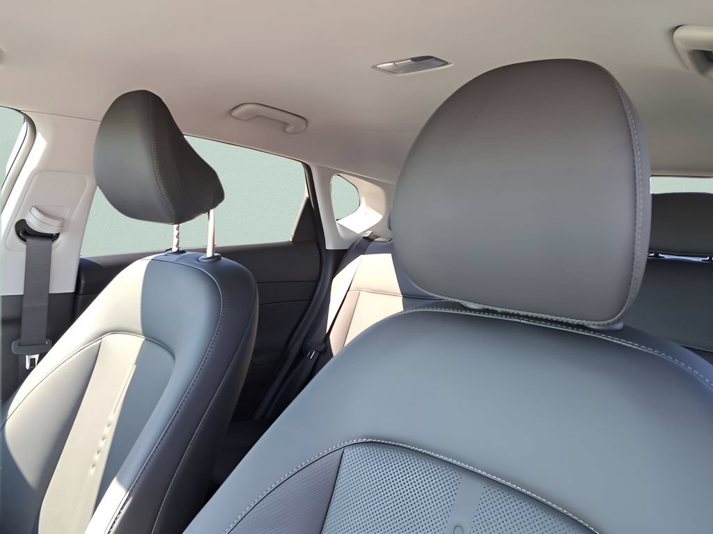New 2026 Hyundai Kona SEL Premium AWD/4WD image 16