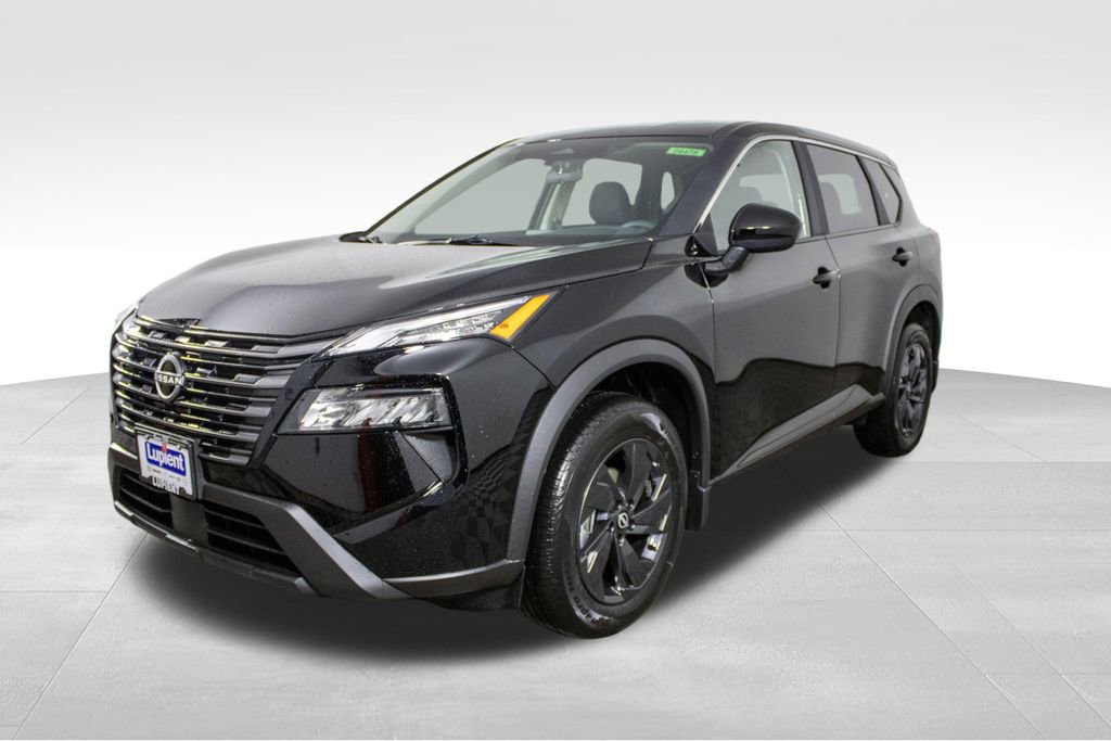 Used 2026 Nissan Rogue SV w/ Cold Weather Package AWD/4WD image 5