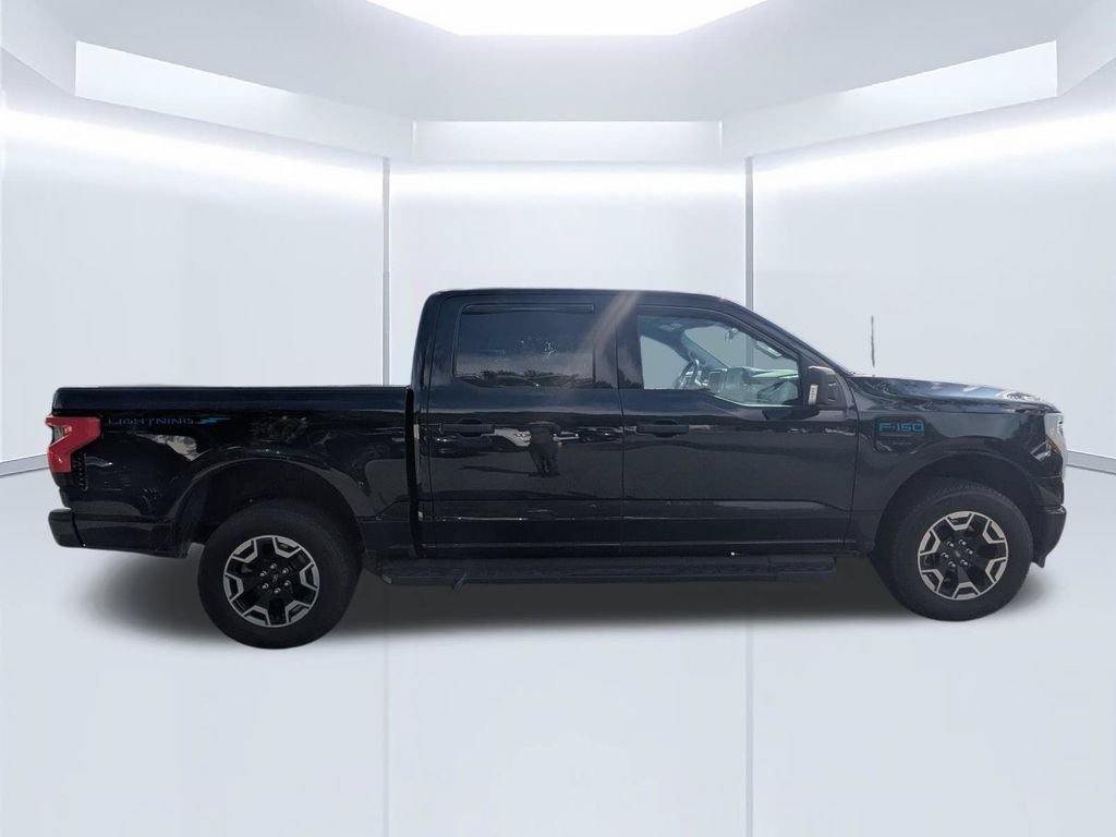 Used 2023 Ford F150 Lightning XLT AWD/4WD image 3