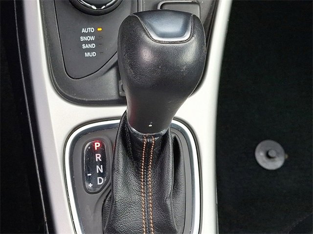 Used 2021 Jeep Compass Latitude w/ Driver Assistance Group image 16