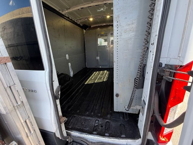 Used 2017 Ford Transit 350 Base image 29