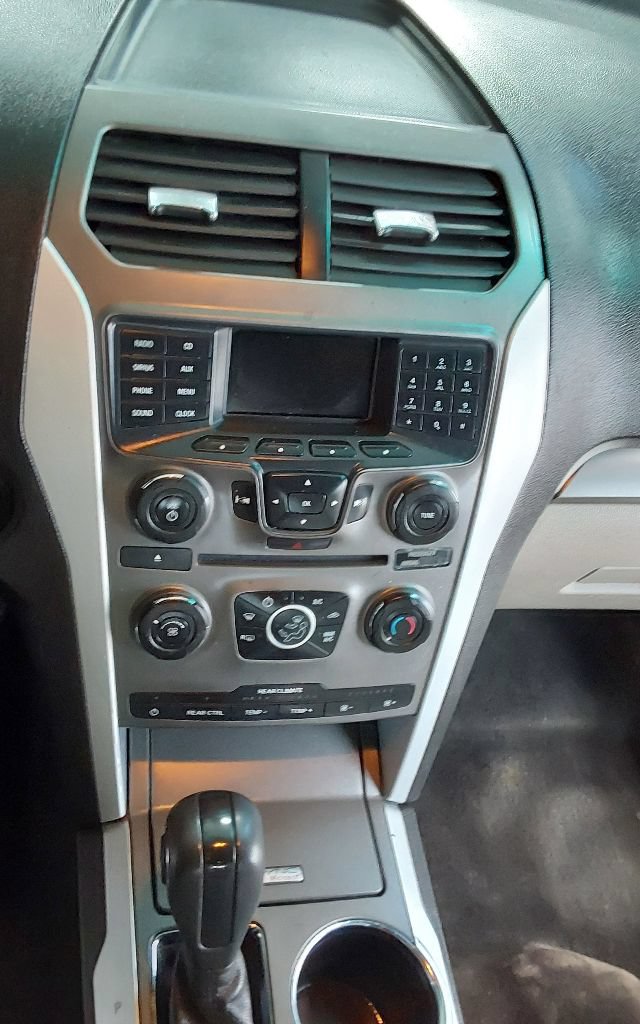 Used 2013 Ford Explorer FWD image 14