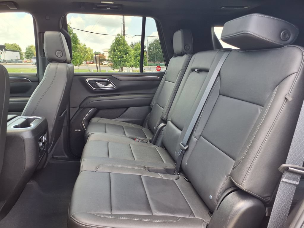 Used 2024 Chevrolet Tahoe LT AWD/4WD image 19