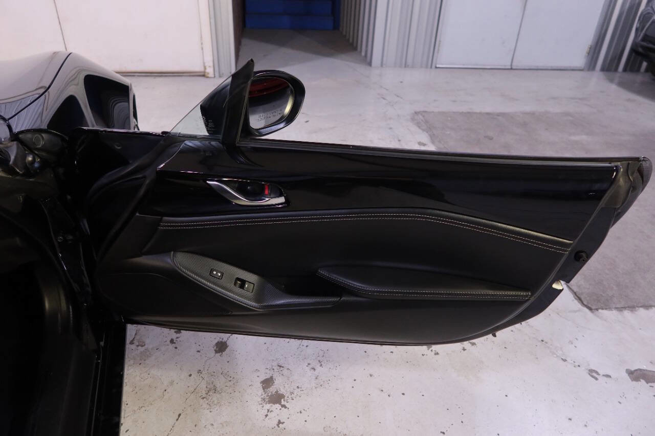 Used 2022 MAZDA MX-5 Miata RF Grand Touring image 14