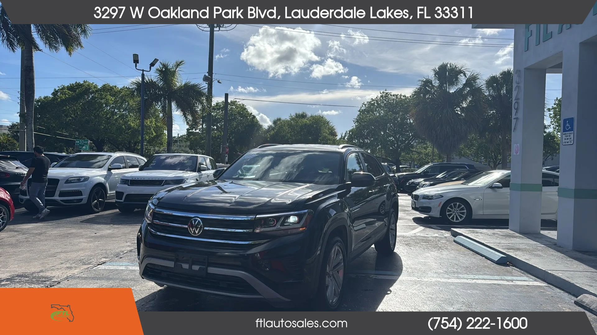 Used 2020 Volkswagen Atlas Cross Sport SE AWD/4WD image 4