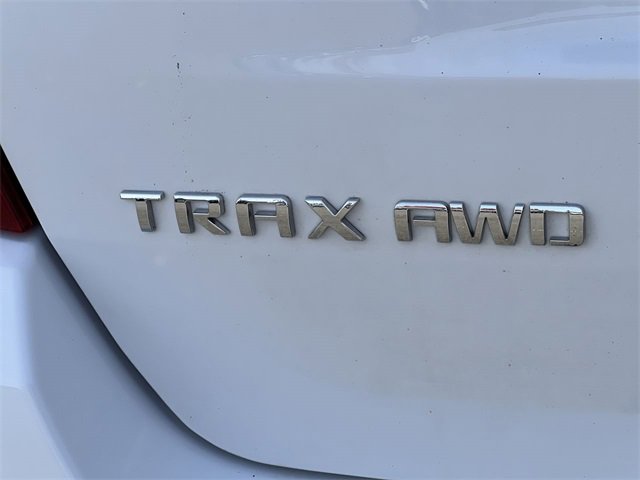 Used 2020 Chevrolet Trax LT w/ Driver Confidence Package image 11