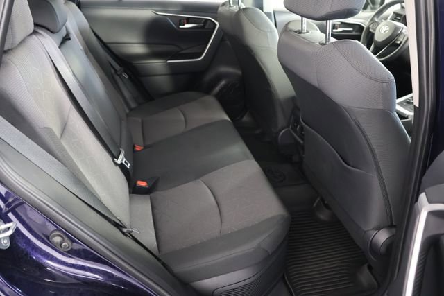 Used 2025 Toyota RAV4 XLE w/ Convenience Package image 23