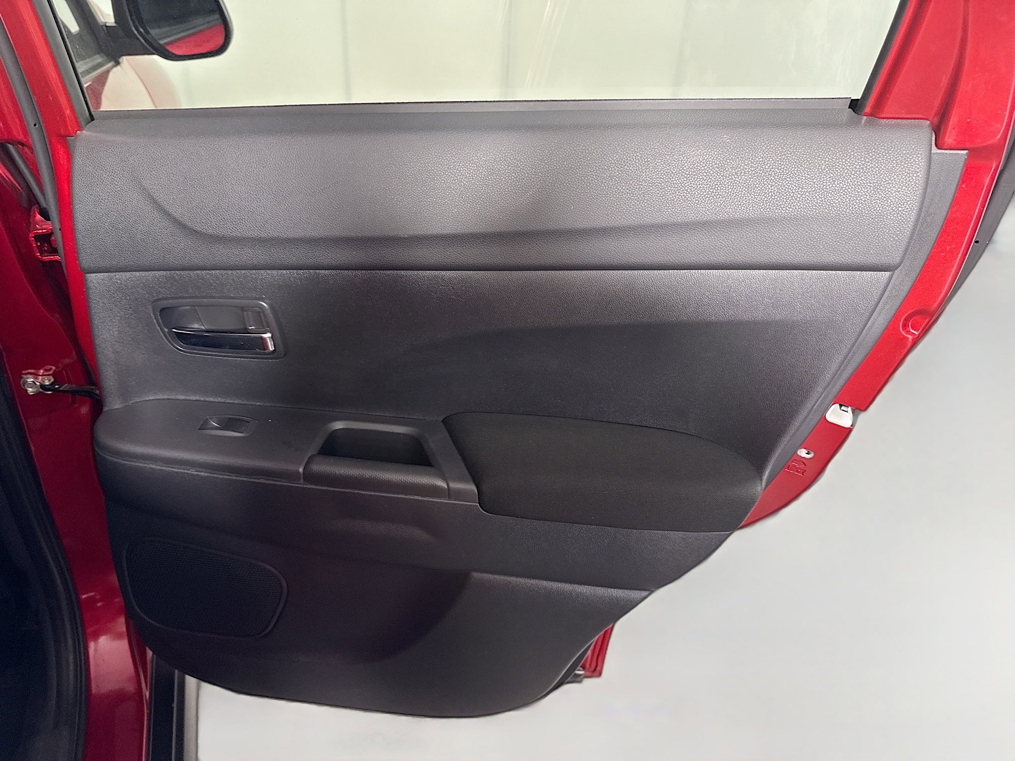 Used 2023 Mitsubishi Outlander Sport ES image 27