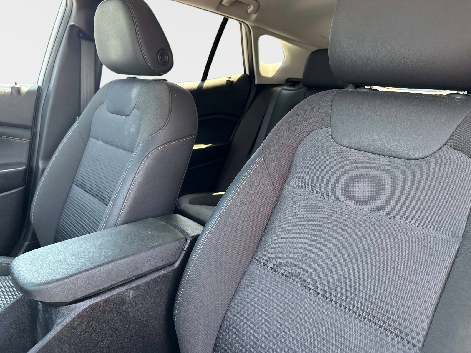 Used 2024 Chevrolet Trax LT w/ Driver Confidence Package image 19