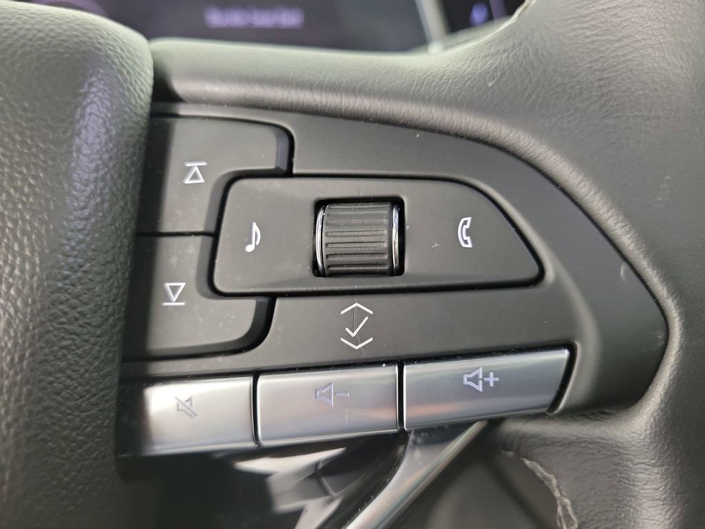 Used 2023 Cadillac Escalade ESV Sport w/ LPO, ONYX Package image 25