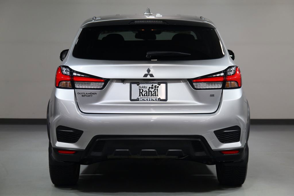 Used 2022 Mitsubishi Outlander Sport SE AWD/4WD image 2