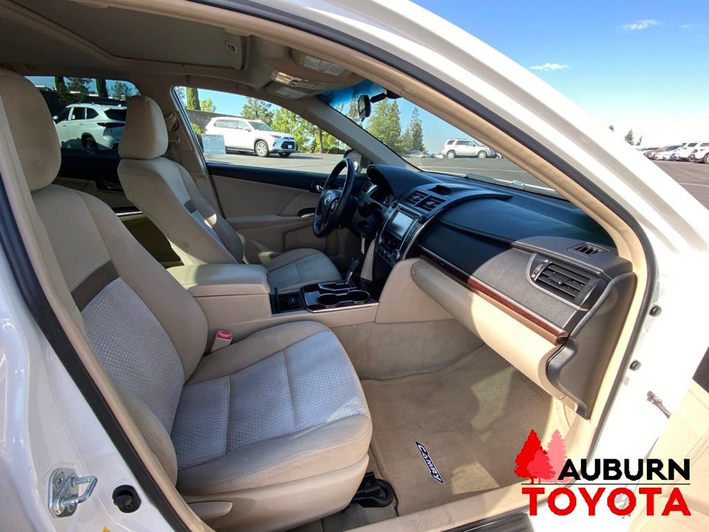 Used 2012 Toyota Camry XLE FWD image 12
