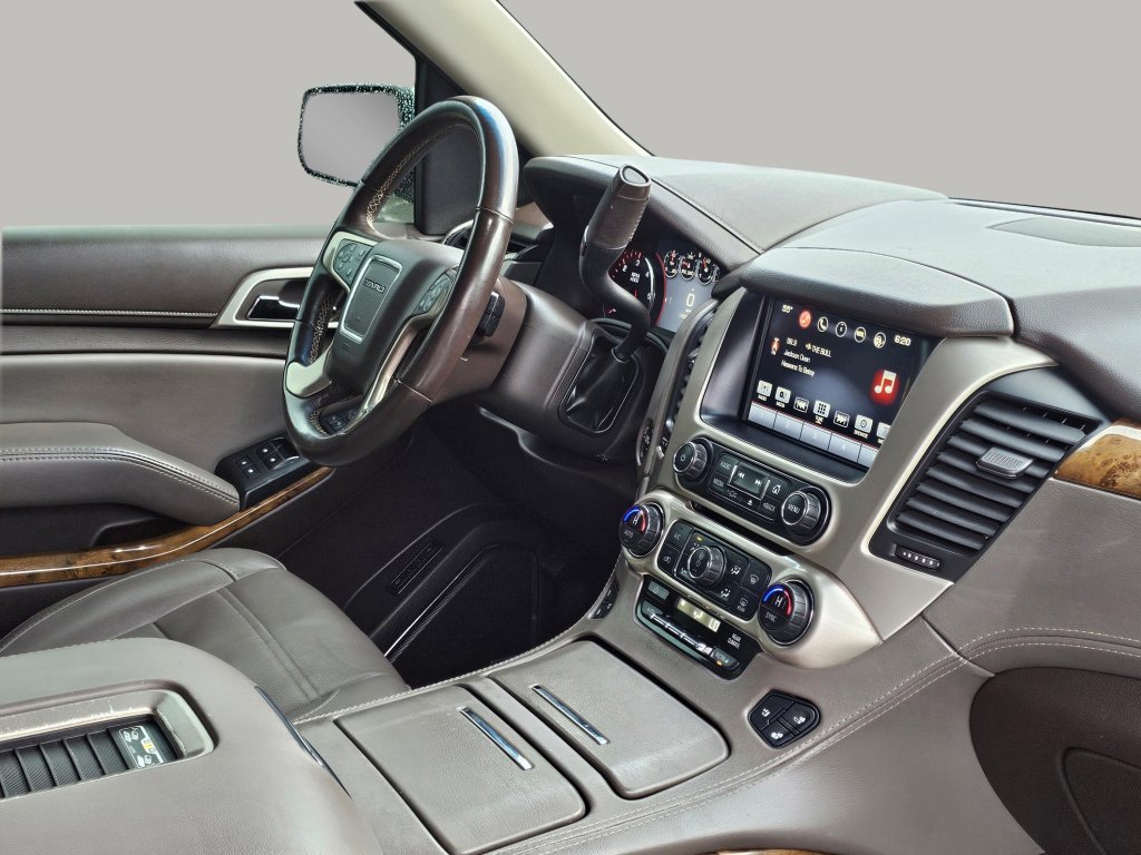 Used 2016 GMC Yukon XL Denali w/ Open Road Package image 25