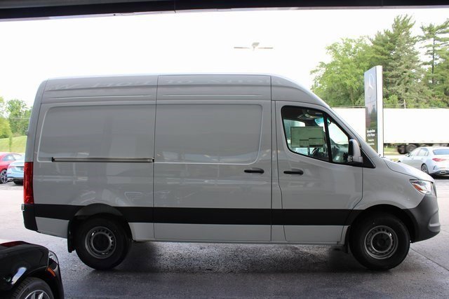 New 2025 Mercedes-Benz Sprinter 2500 image 13