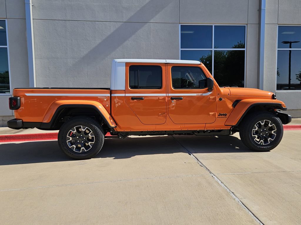 New 2026 Jeep Gladiator Sport AWD/4WD image 4