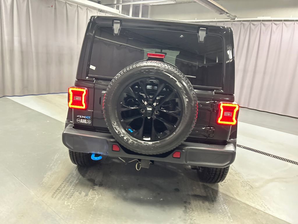 Used 2023 Jeep Wrangler Unlimited Sahara w/ Cold Weather Group image 6