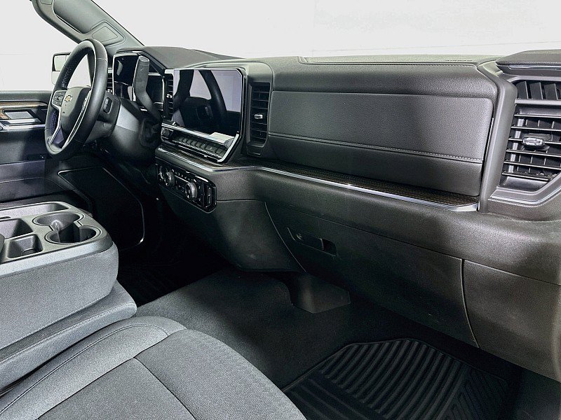 Used 2024 Chevrolet Silverado 1500 LT AWD/4WD image 27