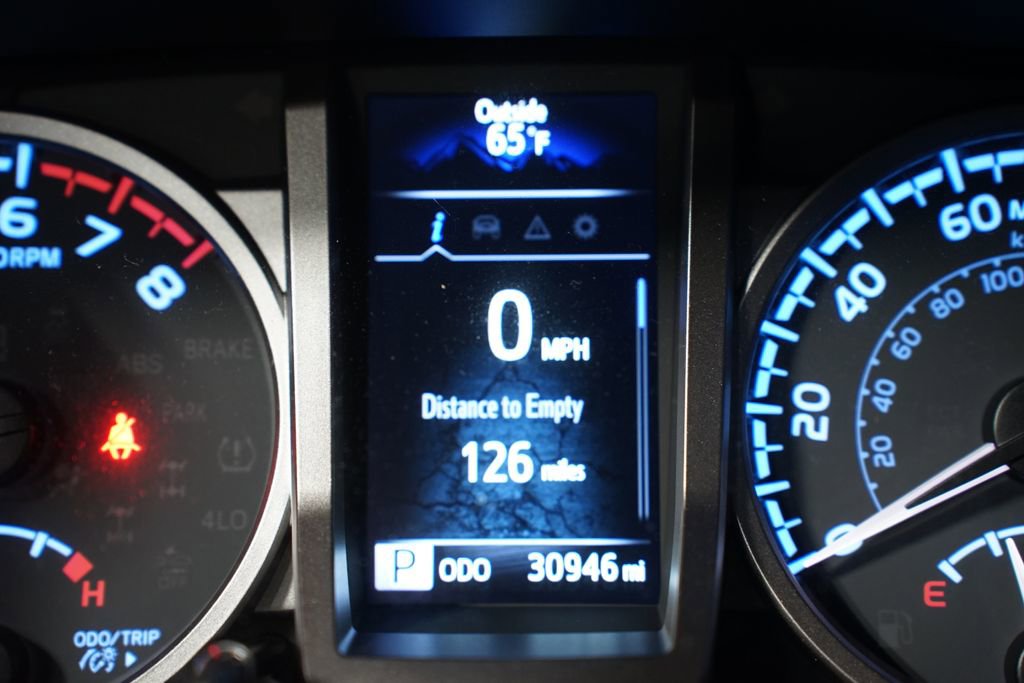 Certified 2023 Toyota Tacoma SR5 w/ Technology Package image 17