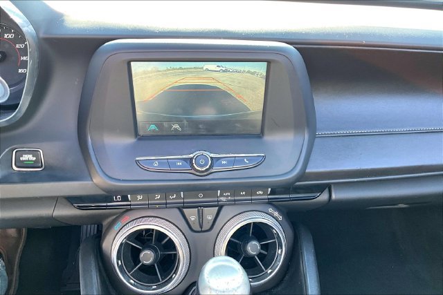 Used 2018 Chevrolet Camaro LT RWD image 13