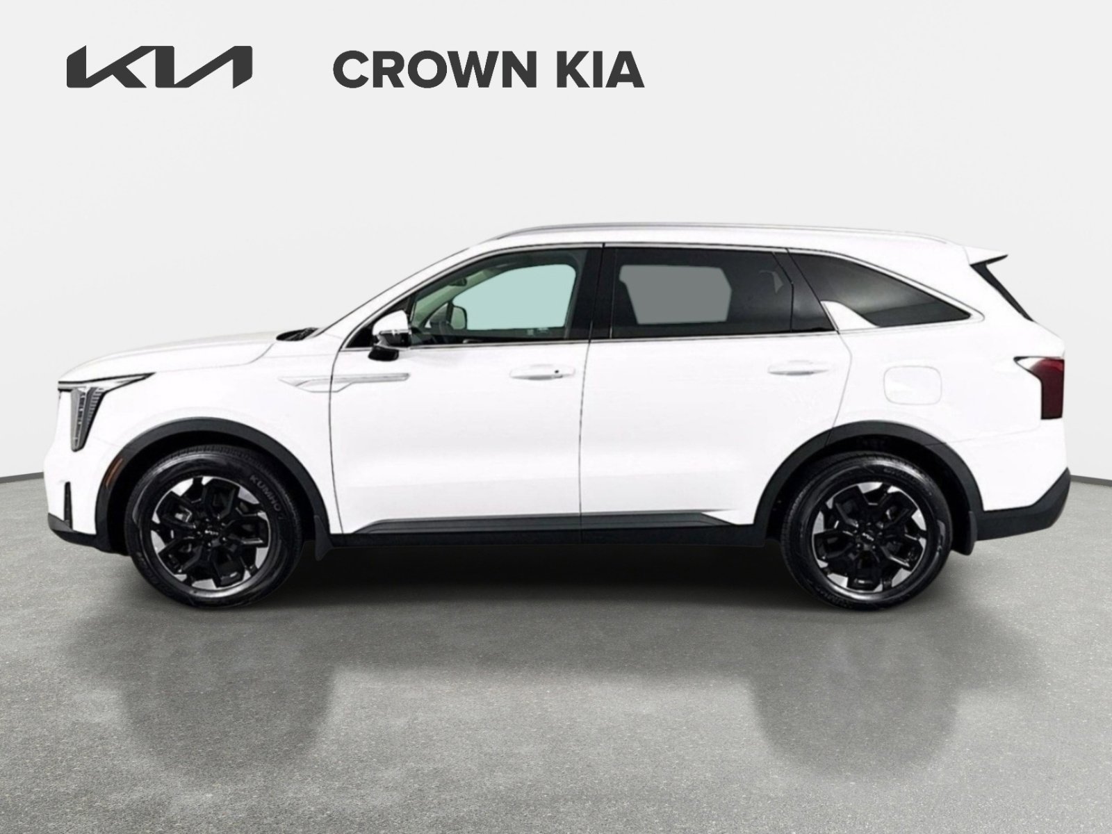 Certified 2025 Kia Sorento S FWD image 8