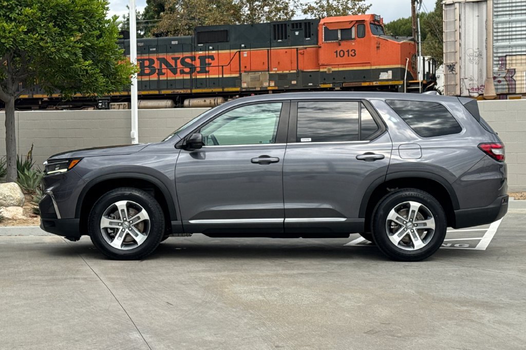 Certified 2023 Honda Pilot EX-L image 11