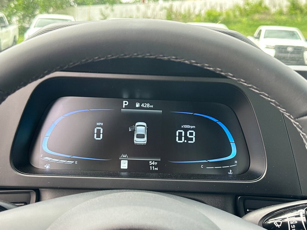 Used 2026 Hyundai Elantra Sport FWD image 18