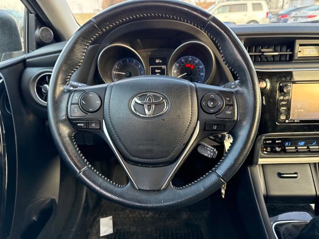 Used 2018 Toyota Corolla iM image 14