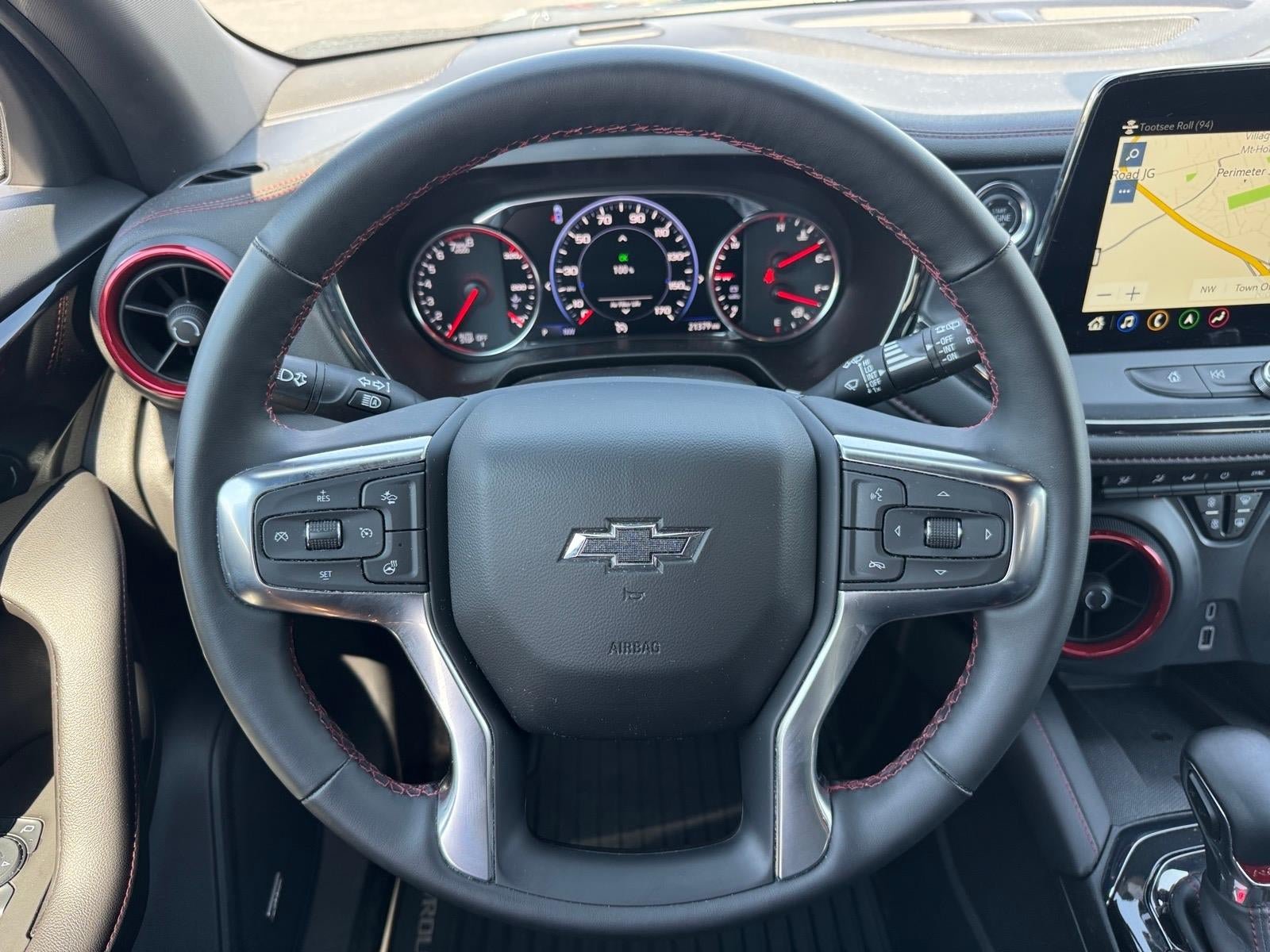 Used 2025 Chevrolet Blazer RS w/ Enhanced Convenience Package AWD/4WD image 9
